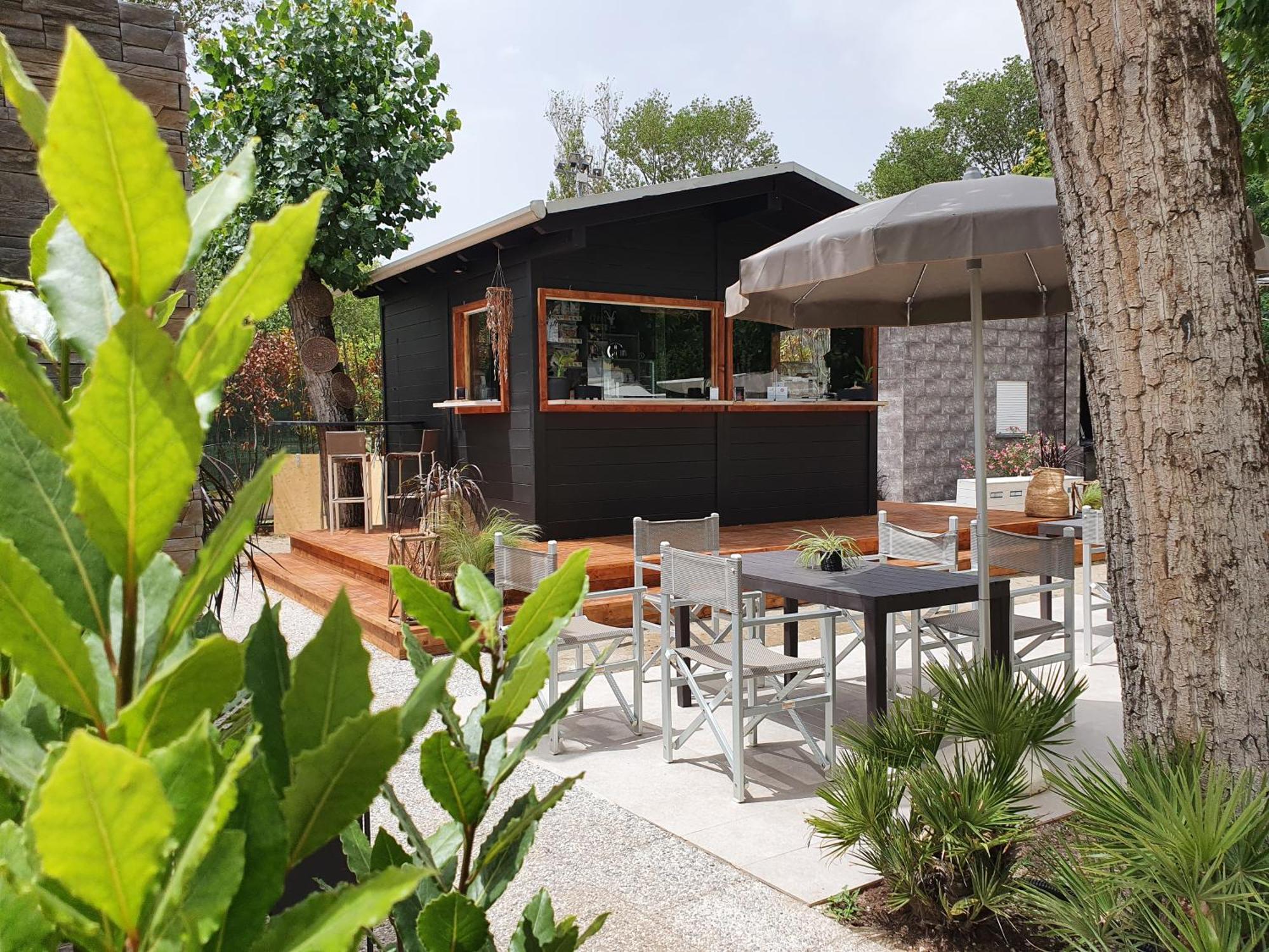 Stella Marina Hostel *